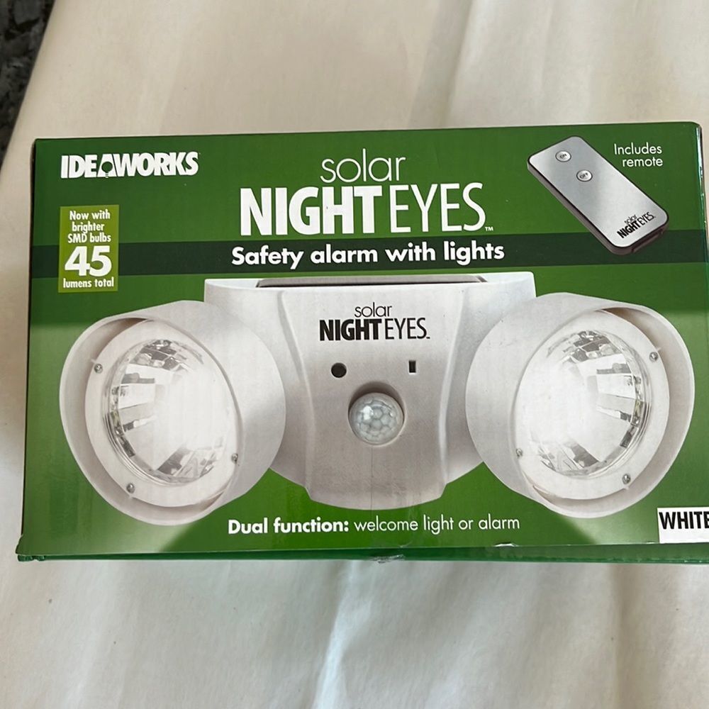 Solar Night Eyes